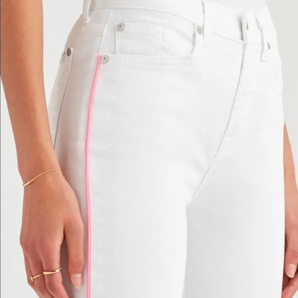 7 For All Mankind Highwaisted Kick Crop Jean - 26 - Picture 3 of 8
